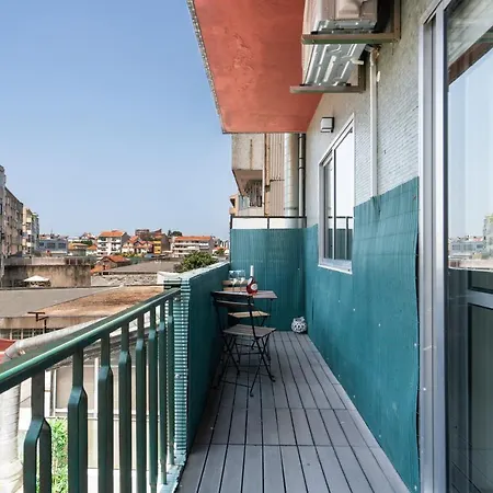 Apartment Host Wise - Modern Flats With Stunning Terrace Or Balcony - Location *