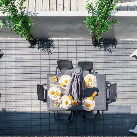 Host Wise - Modern Flats With Stunning Terrace Or Balcony - Location Porto