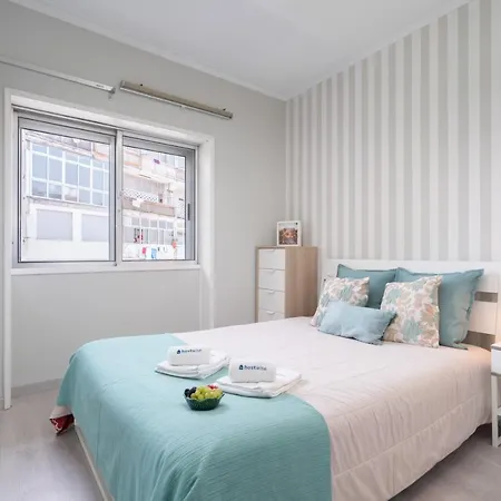 Host Wise - Modern Flats With Stunning Terrace Or Balcony - Location Porto
